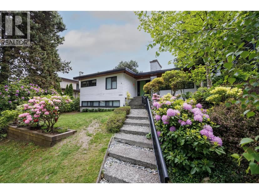 2220 W 32ND AVENUE, Vancouver, photo 2