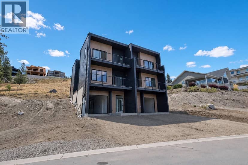 2830 EVERGREEN Drive Unit# 101, Penticton