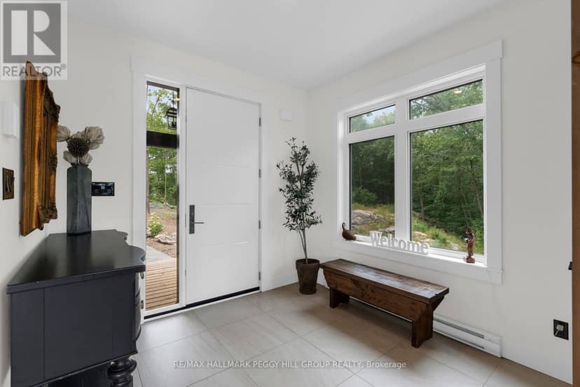 20 Hawkins Point Road, Georgian Bay, photo 3