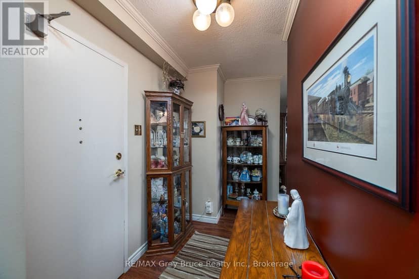 401 - 860 9 Street E, Owen Sound, photo 8