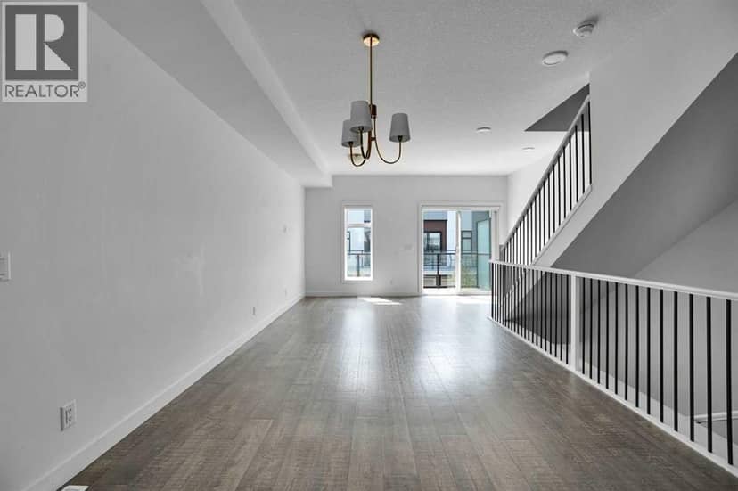 110, 8235 8 Avenue SW, Calgary, photo 5