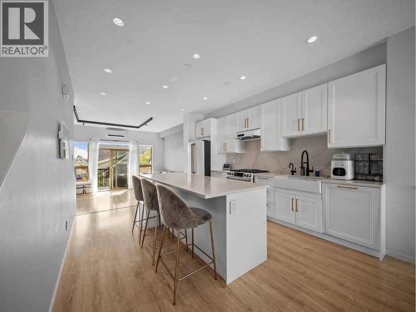 186 3105 DAYANEE SPRINGS BOULEVARD, Coquitlam, photo 2