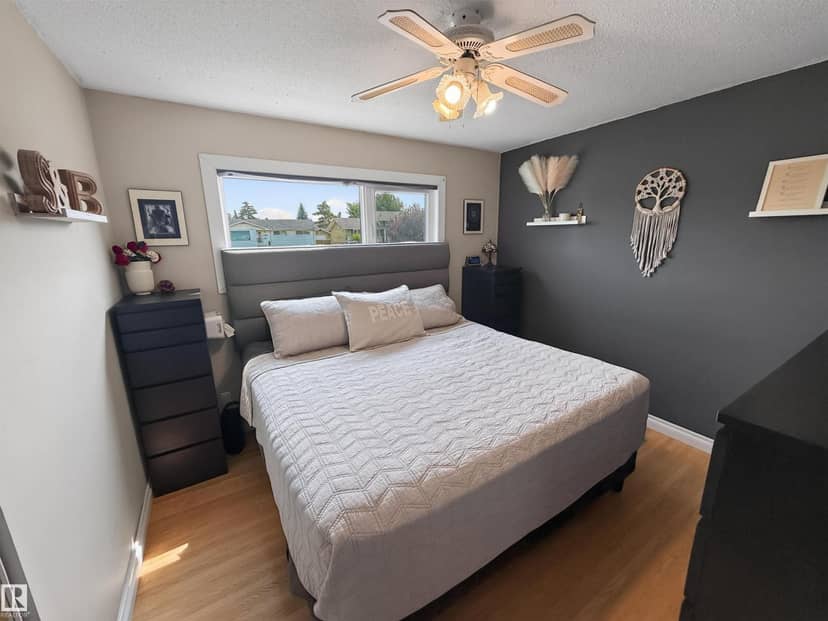 16046 95 AV NW, Edmonton, photo 4
