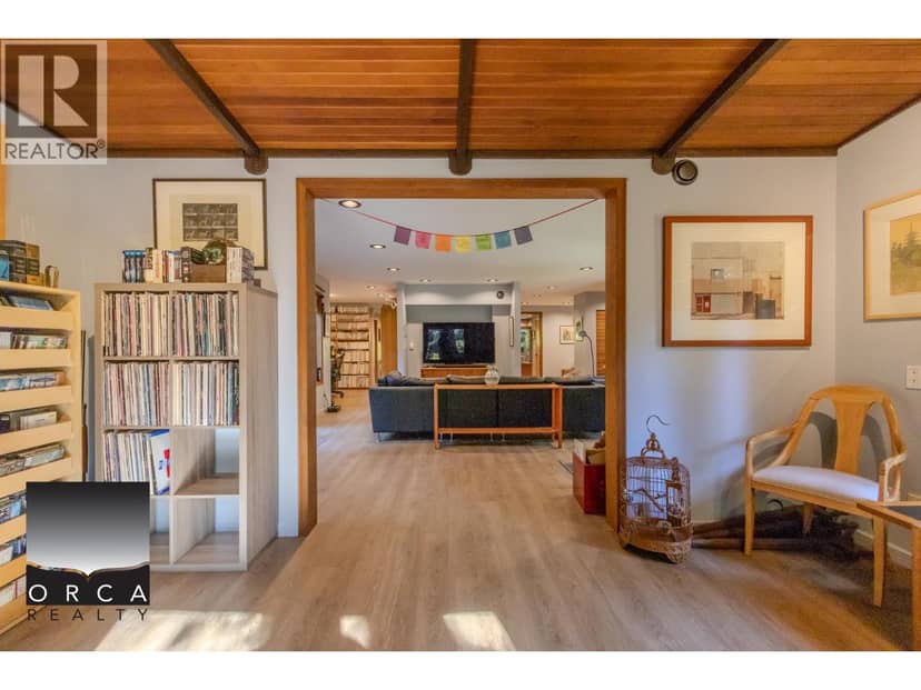 496 MELMORE ROAD, Bowen Island, photo 5