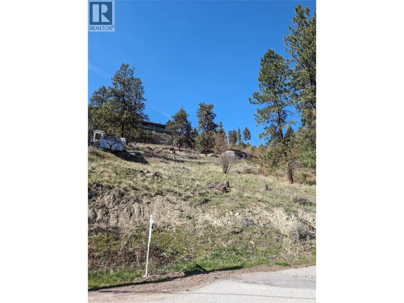 4258 4th Avenue, Peachland, photo 2