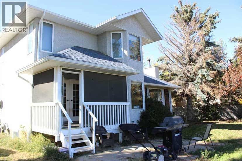 405 Maple Crescent, Picture Butte, photo 2