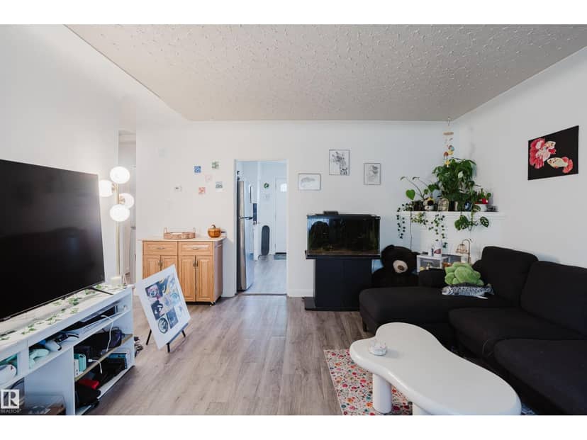 11134 11138 116 ST NW, Edmonton, photo 5