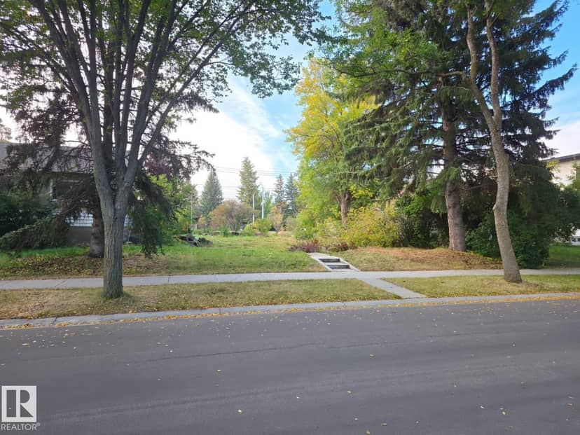13567 107A AV NW, Edmonton, photo 4