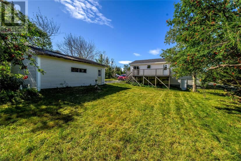 17 Hilltop Lane, Portugal Cove-St. Philips, photo 8