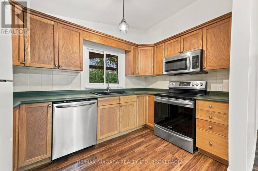8 North Crescent Drive N, Welland, photo 7