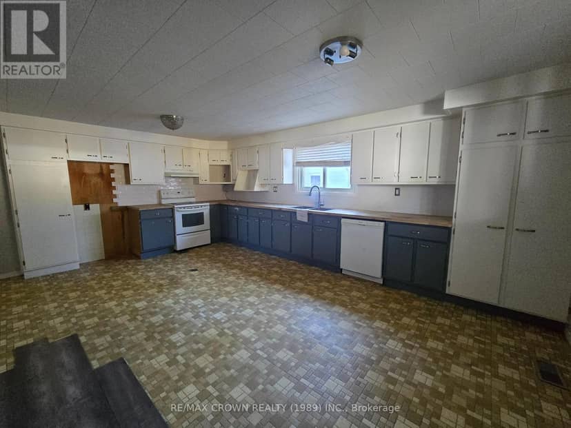 540 Brydges Street, Mattawa, photo 8