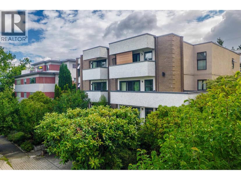 203 2240 Wall Street, Vancouver, photo 2