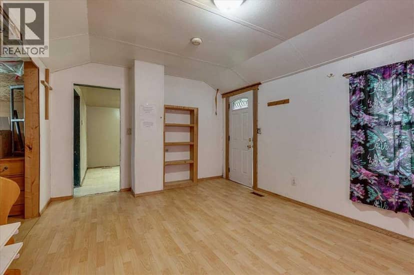 2214 19 Avenue, Bowden, photo 7
