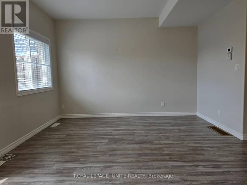 52 Cottonwood Drive, Belleville, photo 3