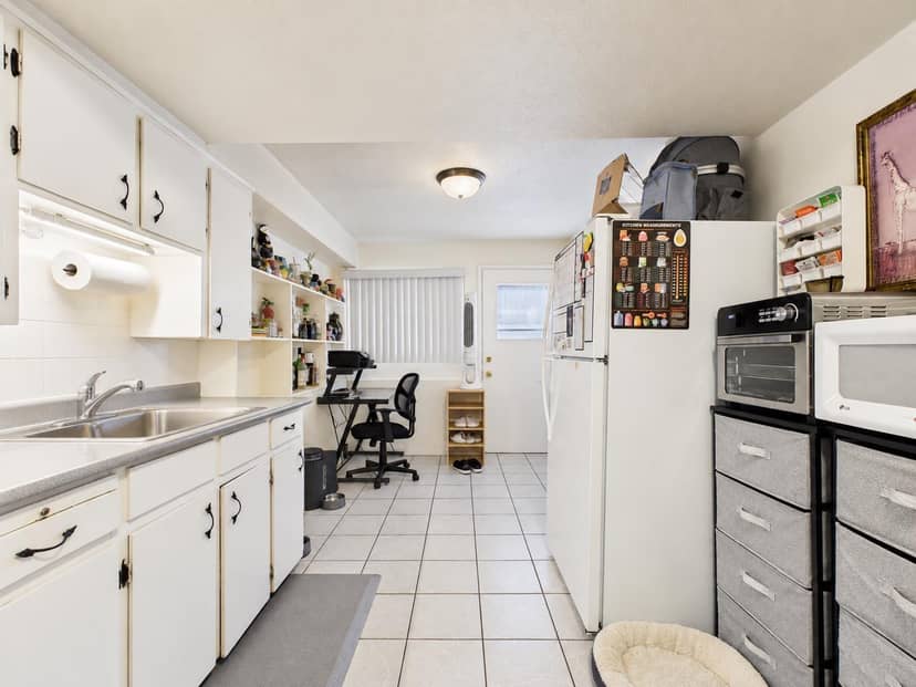 11272 11274 S 88 AVENUE, Delta, photo 6
