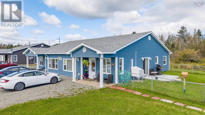 2581 Morien HWY Highway, Port Morien, photo 3