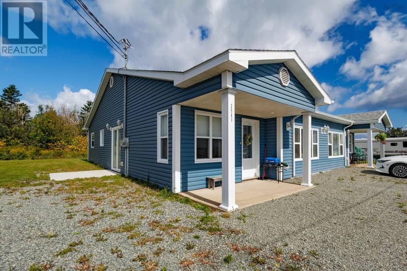 2581 Morien HWY Highway, Port Morien, photo 6