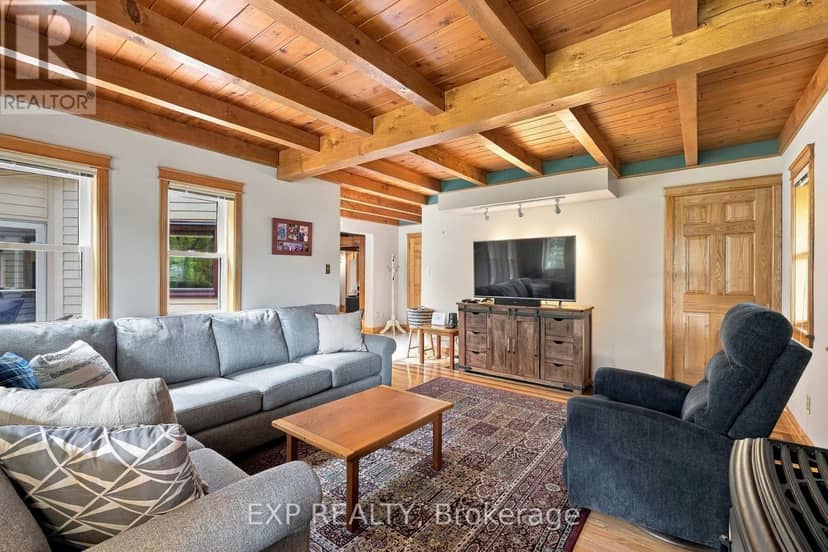 728 Ashby Road, Lanark Highlands, photo 8