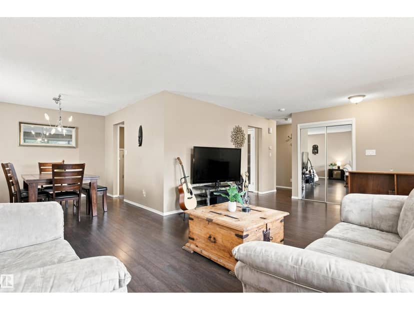 12 Hughes Rd NW, Edmonton, photo 7