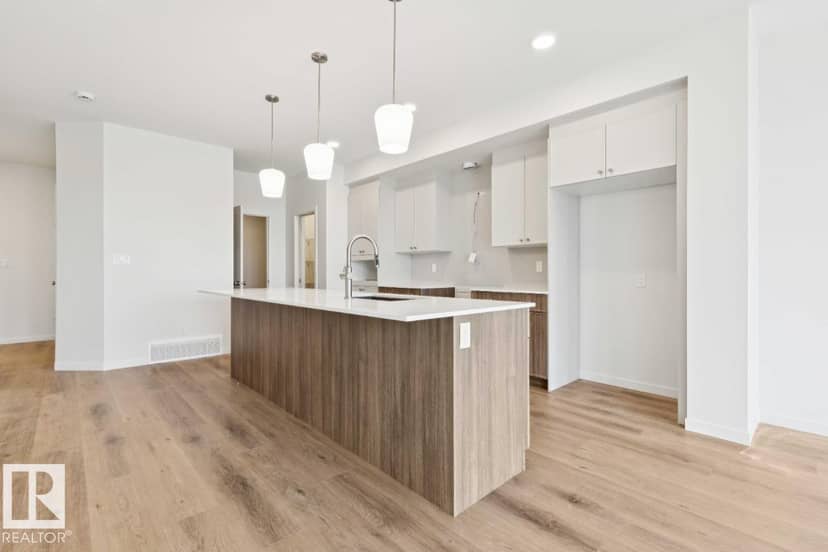 194 Stetson LO, Ardrossan, photo 7