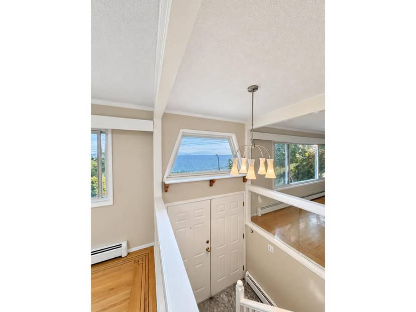 14XXX MARINE DRIVE, White Rock, photo 5