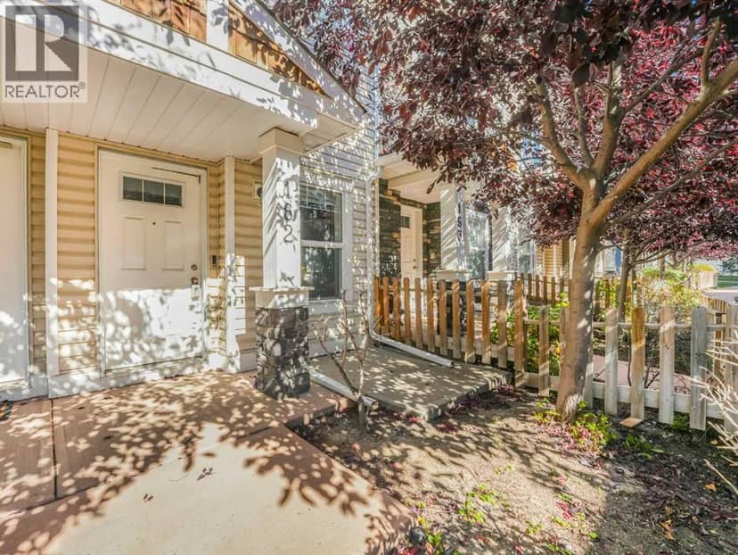162, 2802 KINGS HEIGHTS Gate SE, Airdrie, photo 2