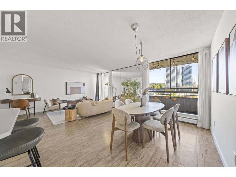 1504 3771 BARTLETT COURT, Burnaby, photo 8