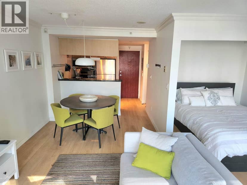 702 928 RICHARDS STREET, Vancouver, photo 8