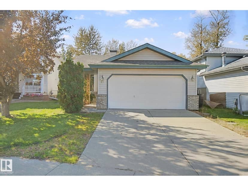 24 La Costa Fairway Cl, Stony Plain