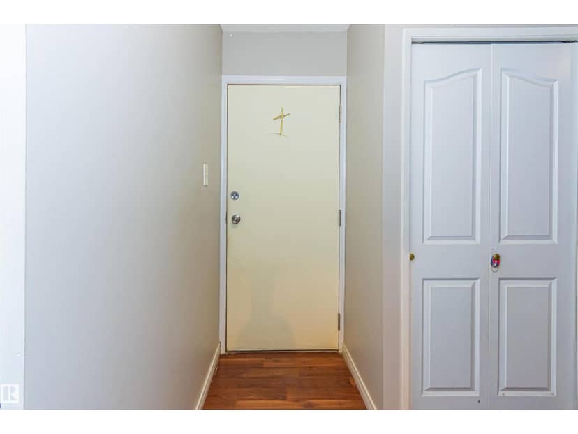 #6 3819 76 ST NW, Edmonton, photo 3
