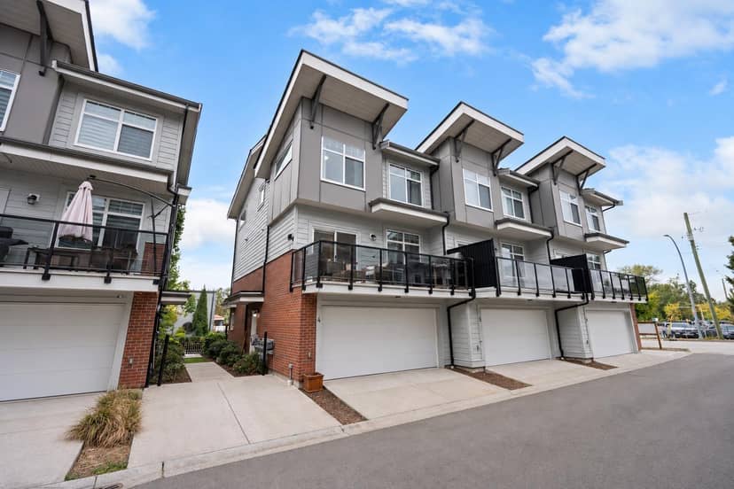 4 4771 224 STREET, Langley