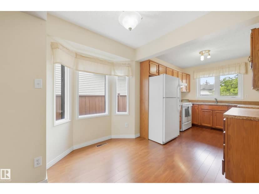 10440 16 Avenue NW, Edmonton, photo 7