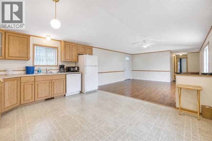 863 Brentwood Crescent, Strathmore, photo 6