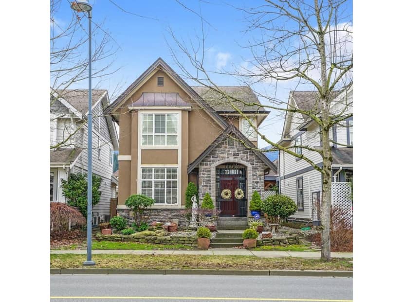 5878 GARRISON BOULEVARD, Garrison Crossing, Chilliwack