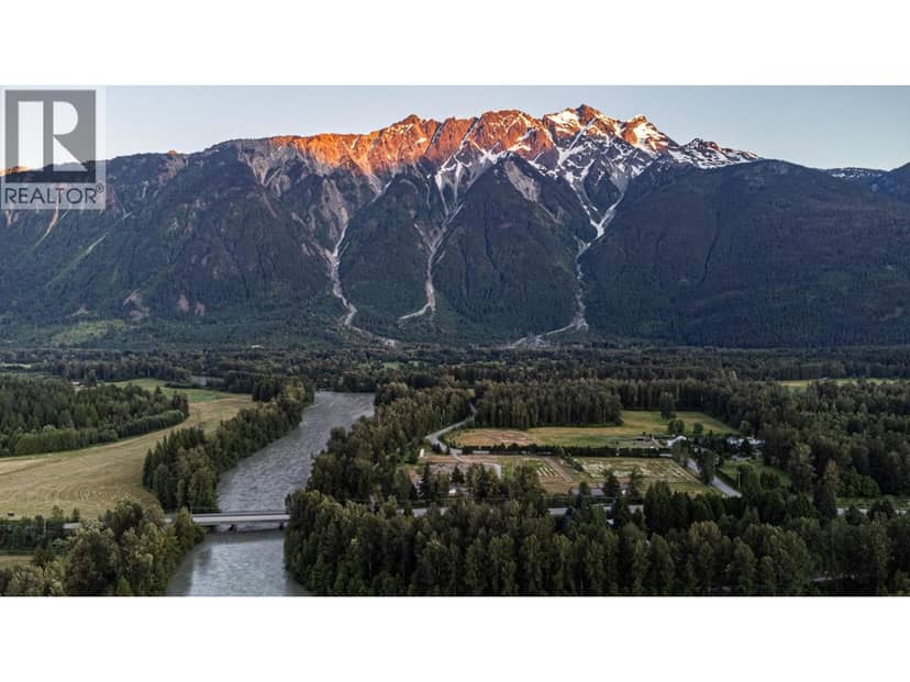1641 AIRPORT ROAD, Squamish, photo 8