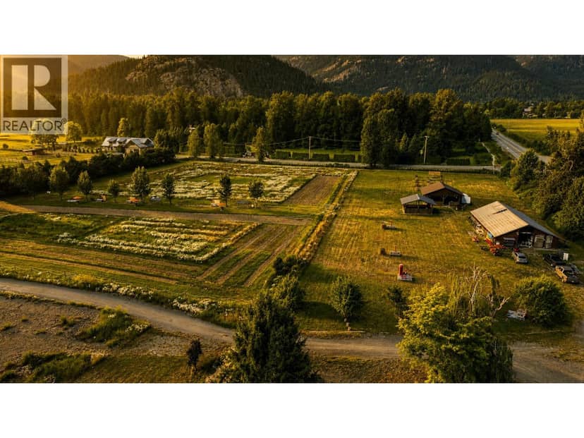 1641 AIRPORT ROAD, Squamish, photo 6