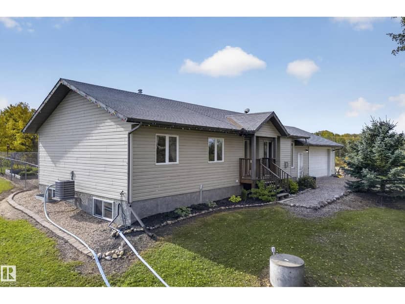 #1 20508 Township Road 502, Rural Beaver County, photo 4