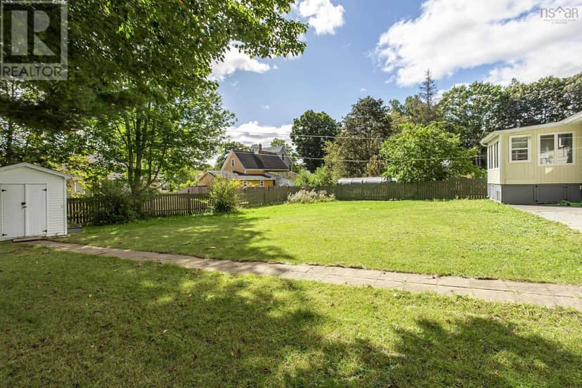 2 McKenzie Drive, Middleton, photo 3