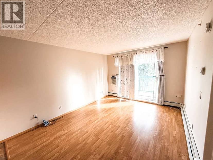 205, 777 48 Street, Edson, photo 6