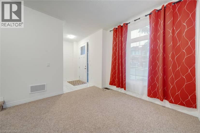 475 PROVIDENT Way, Mount Hope, photo 6