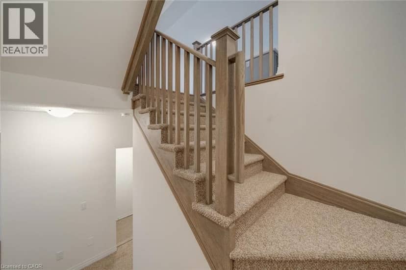 475 PROVIDENT Way, Mount Hope, photo 8