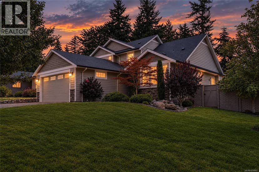 2763 Fife Pl, Courtenay