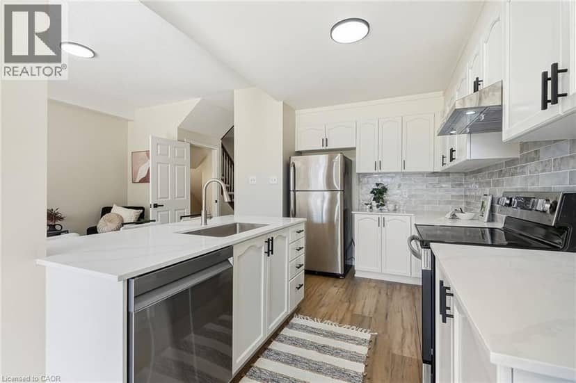 257 SOUTHBROOK Drive, Binbrook, photo 6