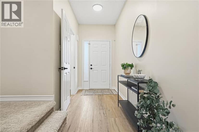 257 SOUTHBROOK Drive, Binbrook, photo 3