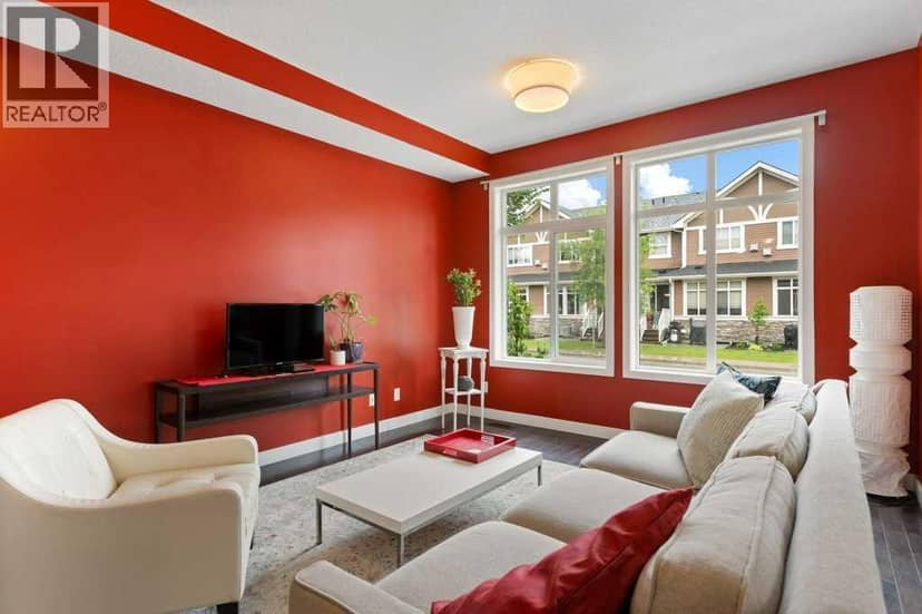 110, 351 Monteith Drive SE, High River, photo 4