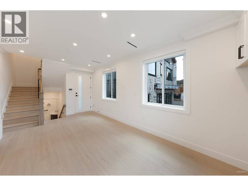 1 5385 EARLES STREET, Vancouver, photo 6