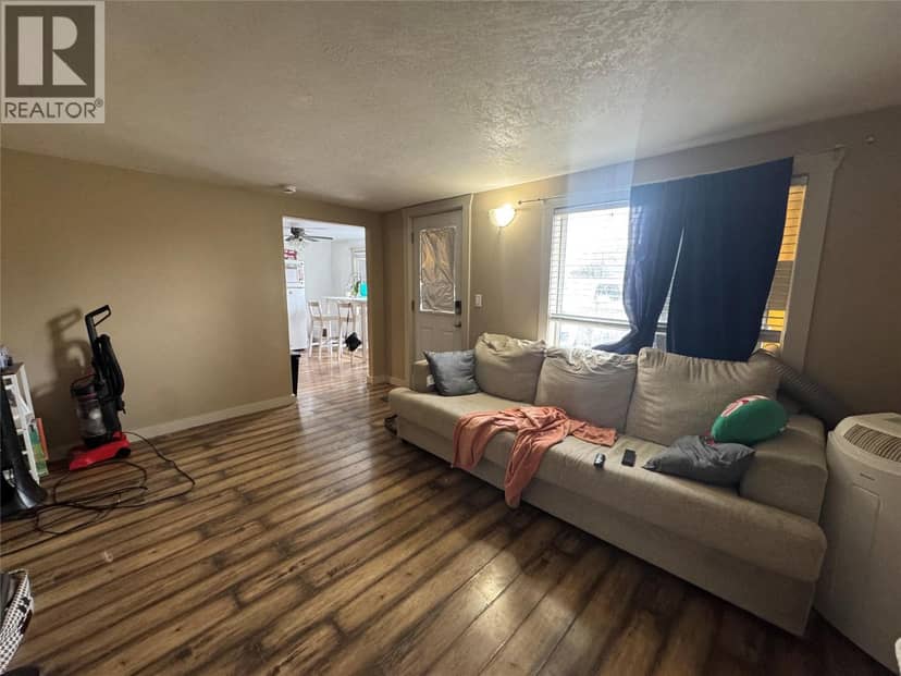 872 107 Avenue, Dawson Creek, photo 3