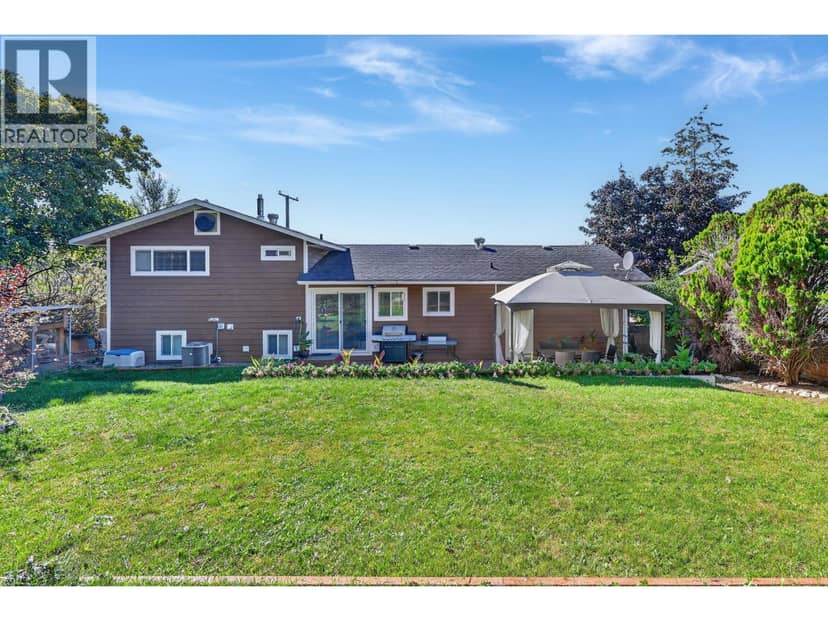 10911 Sherman Drive, Lake Country, photo 5
