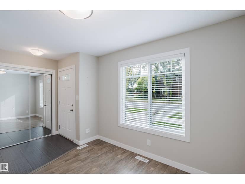 12504-12510 119 AV NW, Edmonton, photo 7
