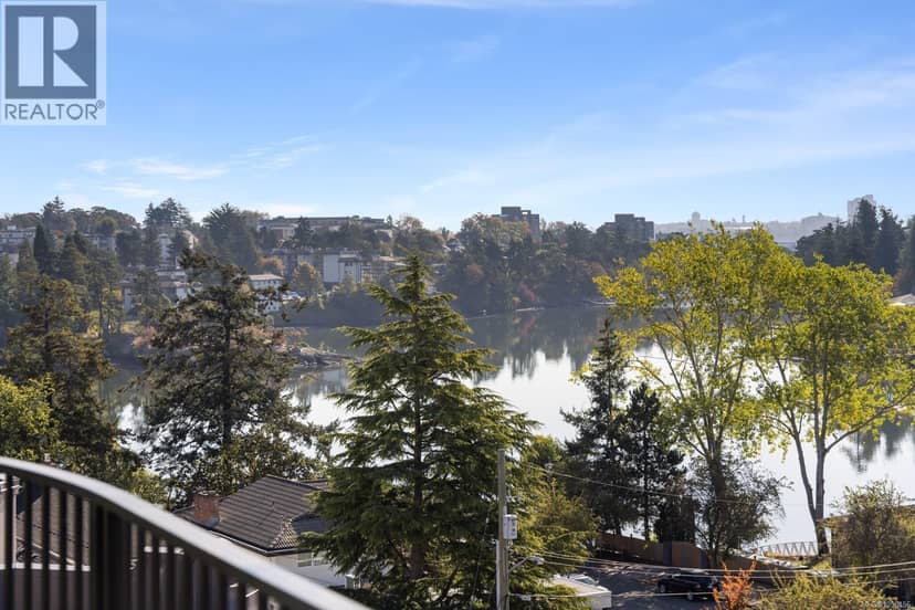 505 1075 Tillicum Rd, Esquimalt